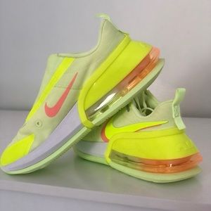 Nike air size 10 woman’s shoe